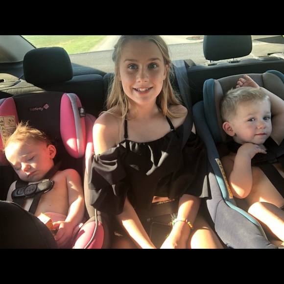 Meet your Posher, Cassie - Picture 10 of 16